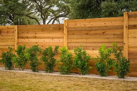 cheapest priay fencing around small patio area